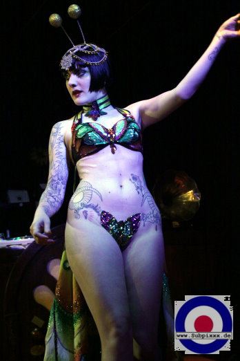 Cleo Viper (I) Ballroom Goes Burlesque - Noels Ballroom, Leipzig 15. September 2012 (Show 2) (19).JPG